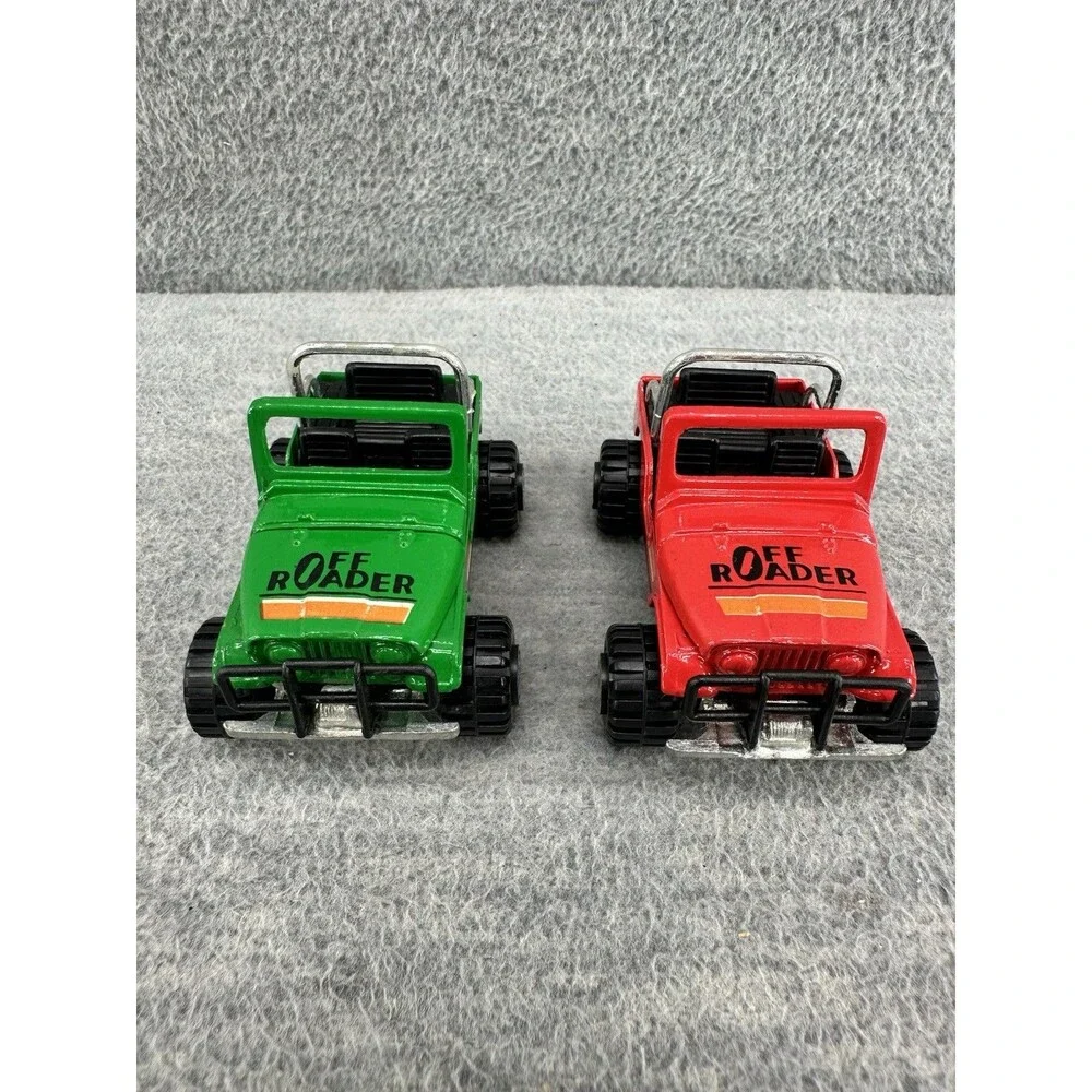 ROAD CHAMPS Coyotes Off Roader 4X4 Jeep Lof of 2 T5